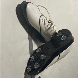 Womens golf shoes
